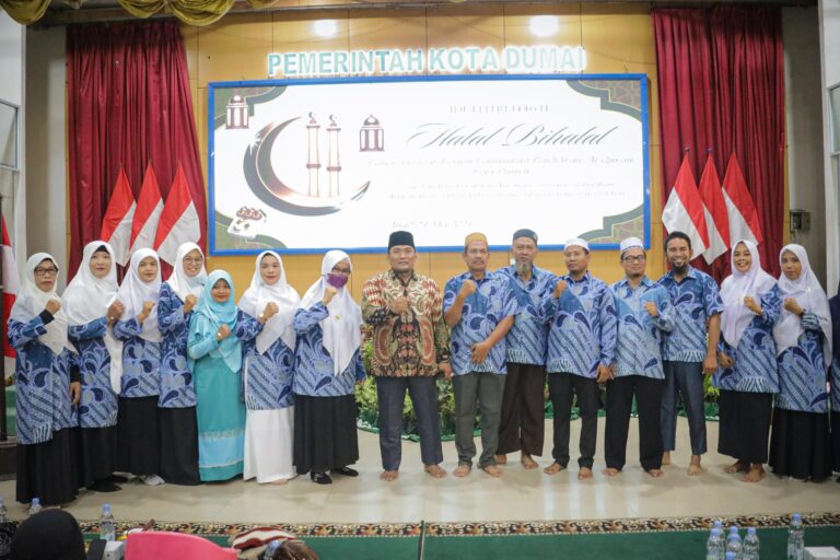 Wakil Wali Kota Dumai Hadiri Acara Halal Bihalal FKPQ Kota Dumai dengan Tema ‘Sucikan Hati, Bersihkan Diri