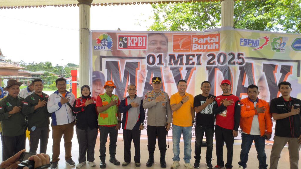 Wakil Bupati Pelalawan, Husni Thamrin, Hadiri Perayaan May Day di Lapangan Kreatif Pangkalan Kerinci