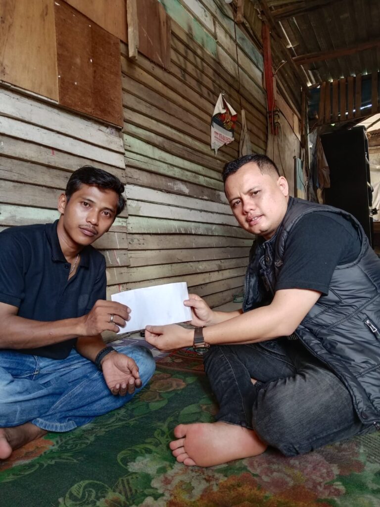 Dibantu AKBP Suwinto, Sahabat Jum’at Salurkan Bantuan Biaya Pendamping Pasien Kurang Mampu