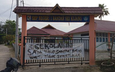Kontroversi Penyegelan Gerbang Sekolah dan Penonaktifan Kepala Sekolah di SMPN 1 Bandar Seikijang