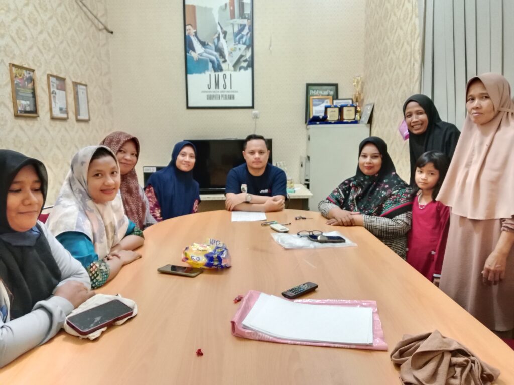 Apresiasi Komnas PA terhadap Kebijakan Sekolah dalam Membantu Anak Kurang Mampu di Pangkalan Kerinci