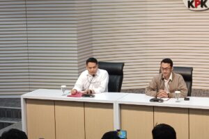 KPK Tetapkan Bupati Cilacap Syamsul Auliya Rachman sebagai Tersangka Kasus Pemerasan THR