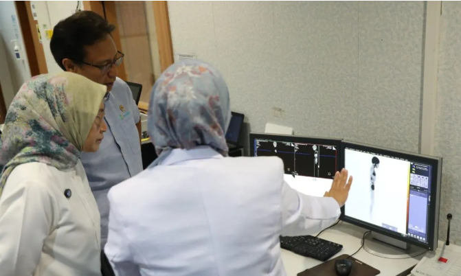 MenPANRB Tinjau Kesiapan Layanan Kesehatan Menjelang Nyepi dan Idul Fitri