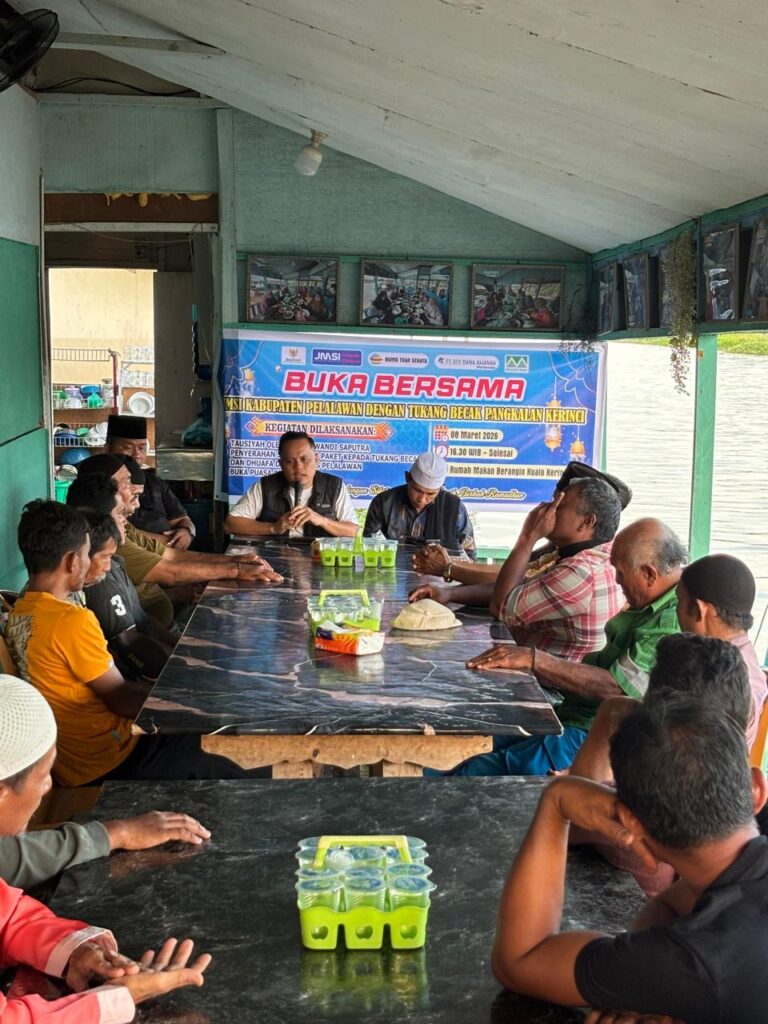 JMSI Pelalawan Hadir untuk Masyarakat, Bukber Bersama Tukang Becak Penuh Keakraban