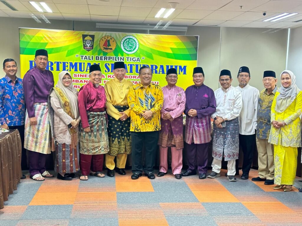 Silaturahmi “Tali Berpilin Tiga”, Hendry Munief Dorong Sinergi Bangun Riau