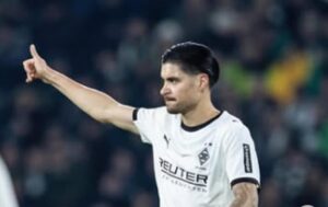 Kevin Diks Berpotensi Kehilangan Tempat di Starting XI, Pelatih Borussia Monchengladbach Siapkan Skema Rotasi