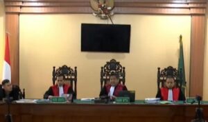 PN Solo Tolak Gugatan CLS soal Ijazah Jokowi, Dua Alumni UGM Ajukan Banding