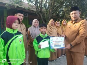 Farel Alhidayat Kembali Raih Tiket Nasional, Siswa SDN 006 Pangkalan Kerinci Juara 1 O2SN Senam Artistik Riau