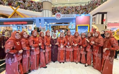 Sukseskan HKG PKK ke-54 dan HUT Dekranas ke-46, Rombongan TP PKK dan Dekranasda Rohil Tiba di Makassar