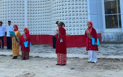 Perdana dan Penuh Khidmat, Bundo Kanduang IKM Pelalawan Sukses Gelar Upacara HUT RI ke-81