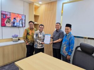Markarius Anwar Temui Hendry Munief, Bahas Aset Pusat di Pekanbaru