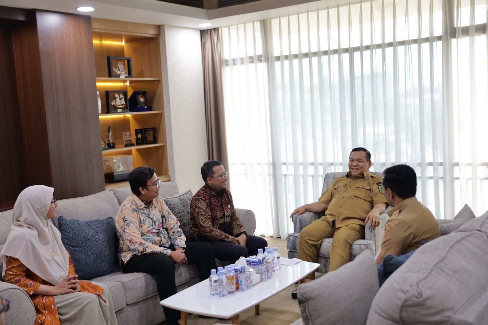 Perkuat Sinergi di Momentum HLN ke-81, PLN UID Riau dan Kepri Silaturahmi ke Pemprov Riau